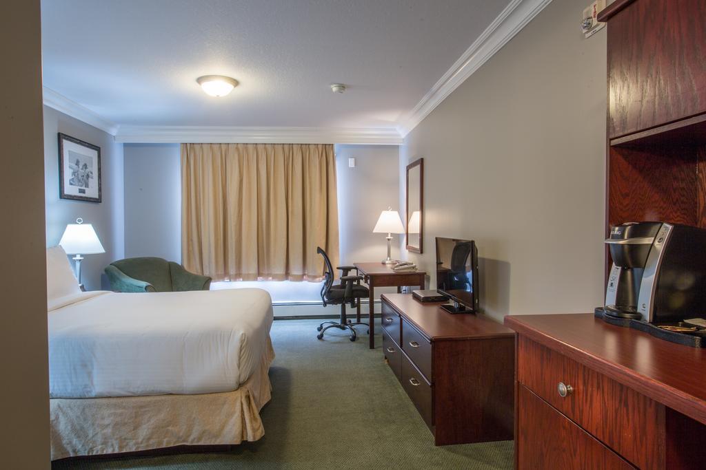 Hotel Arctic Iqaluit Номер фото